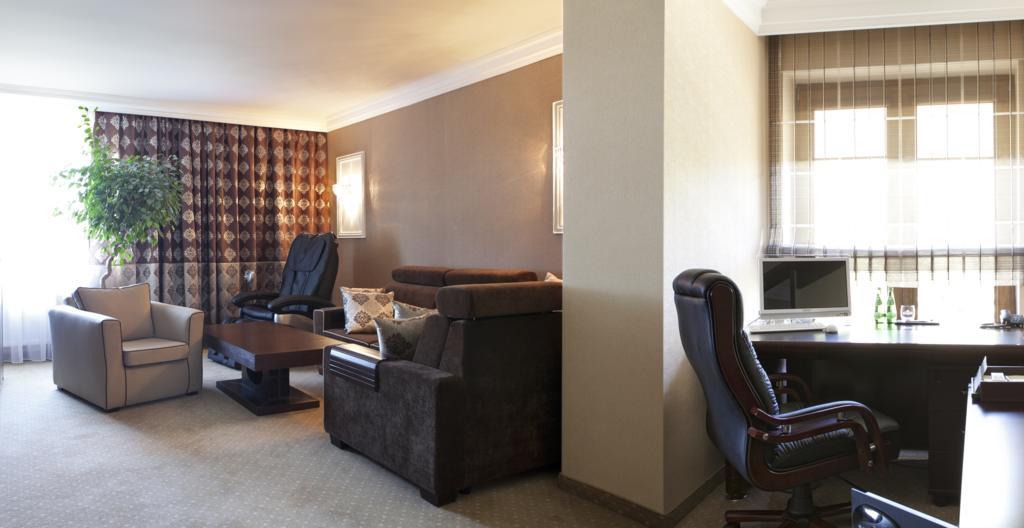 M Hotel Sosnowiec Eksteriør bilde