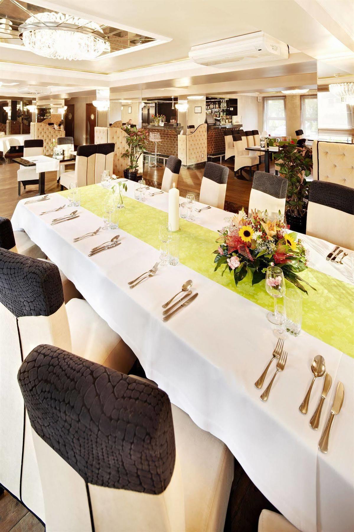 M Hotel Sosnowiec Eksteriør bilde